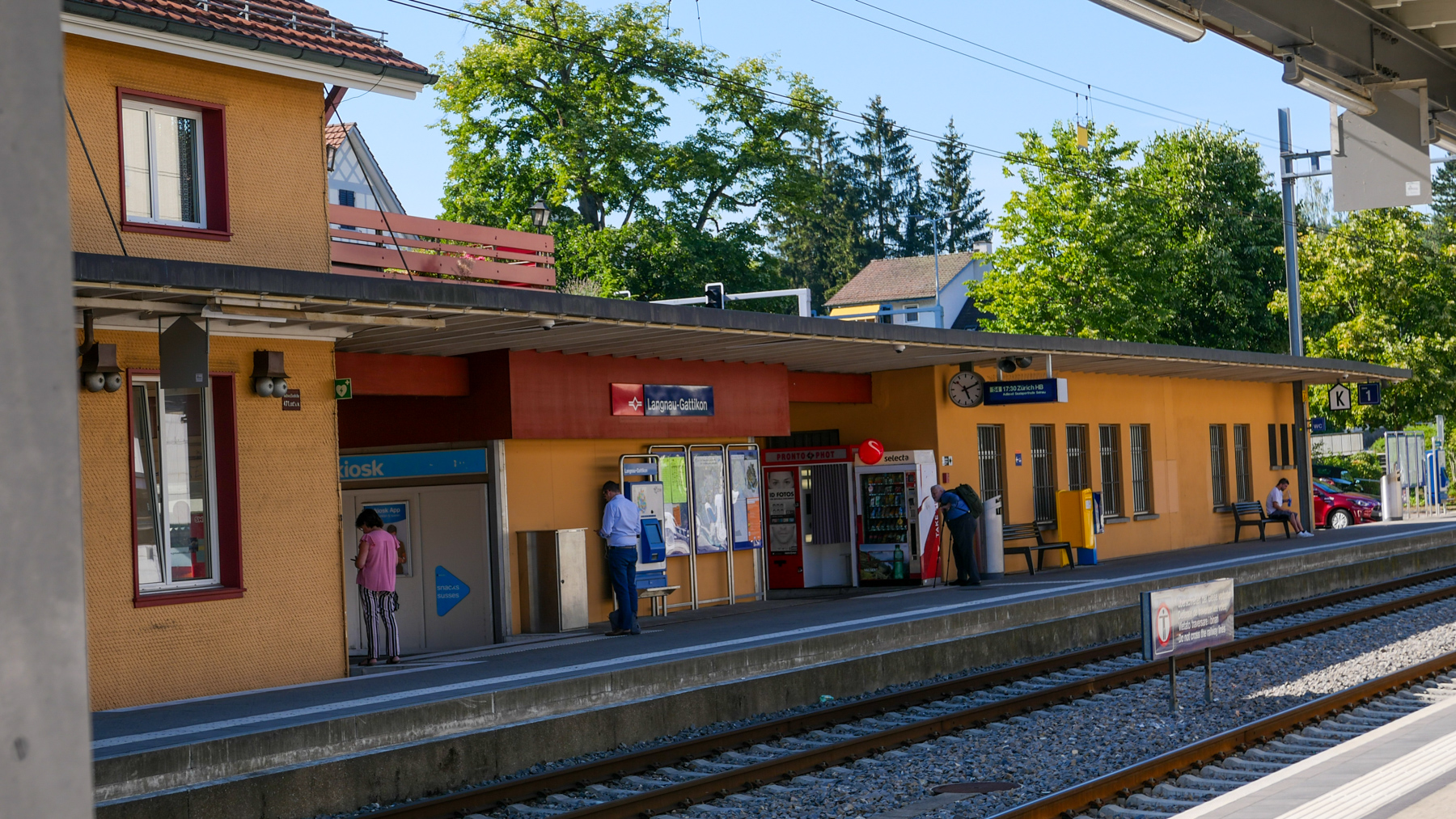 16 Langnau Bahnhof